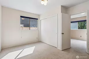 6845 NE 191st St, Kenmore, WA 98028 - Photo 24