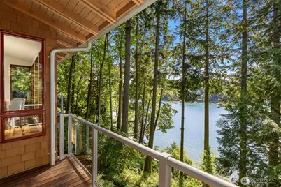 11515 Blue Heron Lane NE, Bainbridge Island, WA 98110 - Photo 12