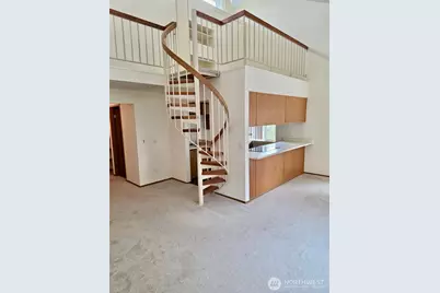 19853 25th Avenue NE #317, Shoreline, WA 98155 - Photo 2