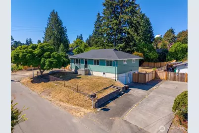 7414 Highland Drive, Everett, WA 98203 - Photo 2