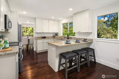 22706 NE 12th Place, Sammamish, WA 98074 - Photo 12