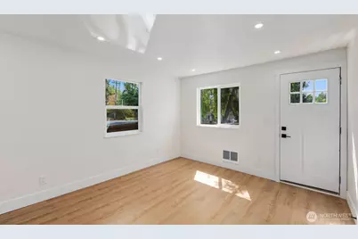 1710 SW 106th Street, Seattle, WA 98146 - Photo 6