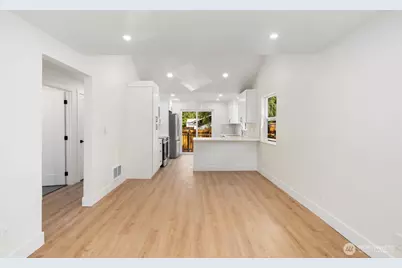 1710 SW 106th Street, Seattle, WA 98146 - Photo 4