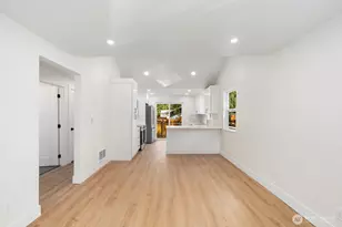 1710 SW 106th St, Seattle, WA 98146 - Photo 4