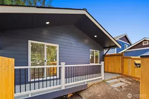 1710 SW 106th St, Seattle, WA 98146 - Photo 26