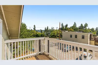 10015 68th Avenue S, Seattle, WA 98178 - Photo 22