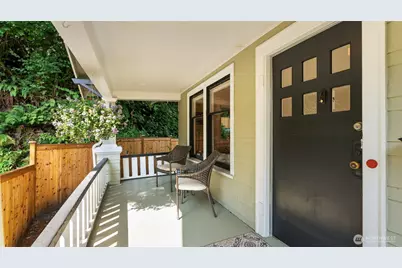 10015 68th Avenue S, Seattle, WA 98178 - Photo 6