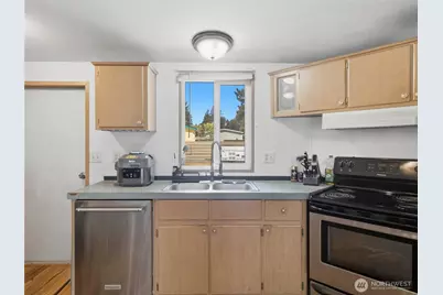 5302 255th Street E, Graham, WA 98338 - Photo 10