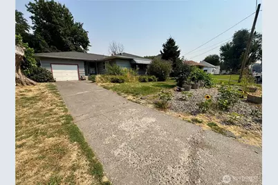 309 E Seventh Street, Waitsburg, WA 99361 - Photo 2