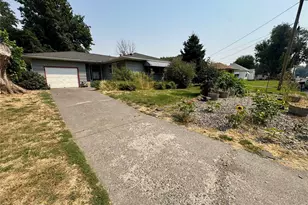 309 E 7th St, Waitsburg, WA 99361 - Photo 2