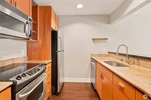 1711 E Olive Wy, Seattle, WA 98102 - Photo 16