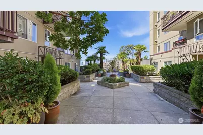 1711 E Olive Way #215, Seattle, WA 98102 - Photo 4