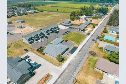 610 Mead Avenue, Everson, WA 98247 - Photo 4