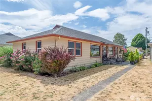 915 17th Ave, Longview, WA 98632 - Photo 1