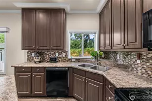 8635 Sequioa Ct SE, Yelm, WA 98597 - Photo 6