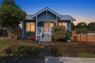 1702 Rainier Ave, Everett, WA 98201 - Photo 1