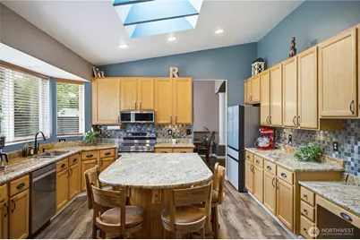 21802 114th Street E, Bonney Lake, WA 98391 - Photo 14
