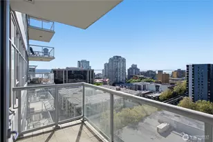 583 Battery St, Seattle, WA 98121 - Photo 8