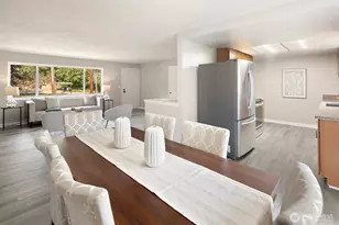 11213 NE 112th St, Kirkland, WA 98033 - Photo 10
