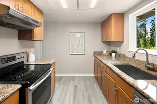 11213 NE 112th St, Kirkland, WA 98033 - Photo 8