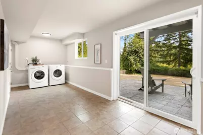 11213 NE 112th St, Kirkland, WA 98033 - Photo 24