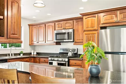 18112 60th Avenue NE, Kenmore, WA 98028 - Photo 12