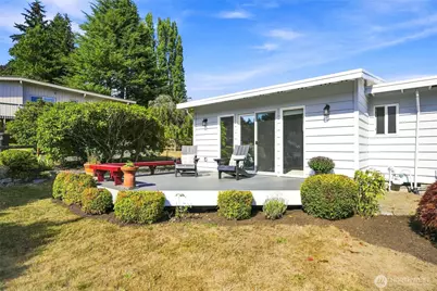 18112 60th Avenue NE, Kenmore, WA 98028 - Photo 2