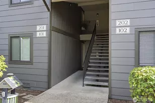 3320 Narrows View Ln NE, Bremerton, WA 98310 - Photo 4
