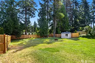 5011 Seahurst Ave, Everett, WA 98203 - Photo 1