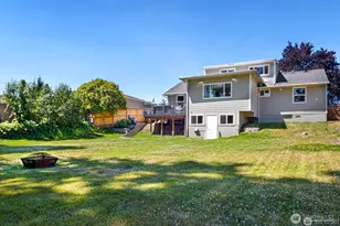 5011 Seahurst Ave, Everett, WA 98203 - Photo 2