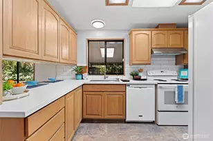 19701 128th Ct NE, Bothell, WA 98011 - Photo 12
