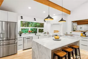 7575 NE New Brooklyn Rd, Bainbridge Island, WA 98110 - Photo 8