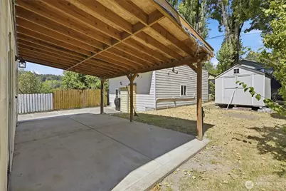 712 S Director Street, Seattle, WA 98108 - Photo 24