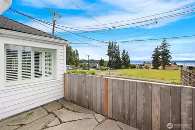 103 8th Avenue S, Edmonds, WA 98020 - Photo 6