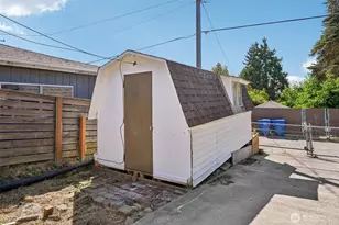 8703 16th Ave SW, Seattle, WA 98106 - Photo 32
