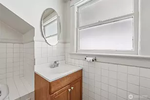 929 13th Ave E, Seattle, WA 98102 - Photo 30