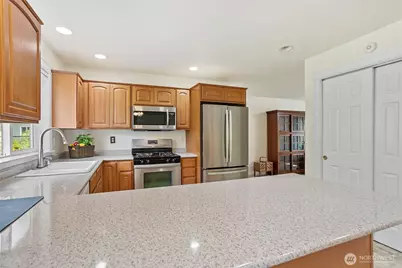 8387 Richmond Park Road, Blaine, WA 98230 - Photo 12