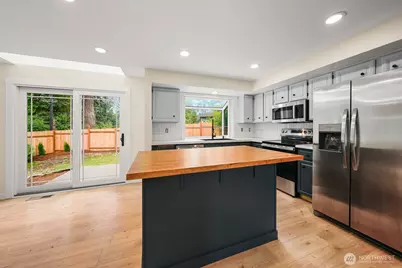 3943 S 271st Place, Kent, WA 98032 - Photo 10