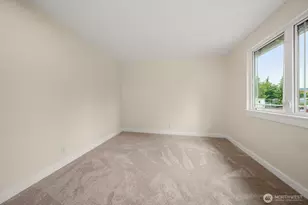 3943 S 271st Pl, Kent, WA 98032 - Photo 20