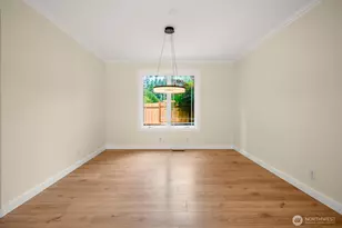 3943 S 271st Pl, Kent, WA 98032 - Photo 8