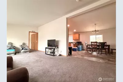2210 Tacoma Avenue, Bridgeport, WA 98813 - Photo 8