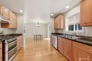 1312 Adams St, Steilacoom, WA 98388 - Photo 12