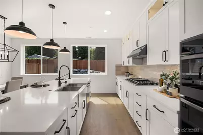 23002 81st Place W, Edmonds, WA 98026 - Photo 4