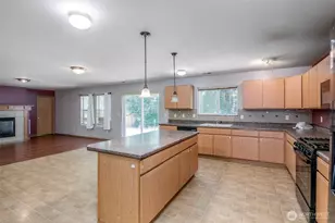 18312 93rd Ave E, Puyallup, WA 98375 - Photo 6