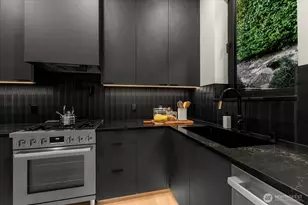 1331 102nd Ave NE, Bellevue, WA 98004 - Photo 14
