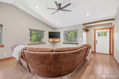 4236 Pleasant Hill Road, Kelso, WA 98626 - Photo 4