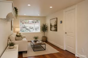 15734 SE 26th St, Bellevue, WA 98008 - Photo 26