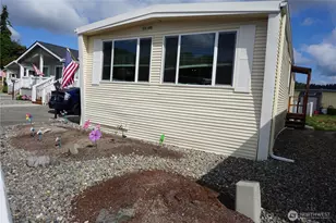 10605 62nd St E, Puyallup, WA 98372 - Photo 2