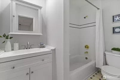 14215 110th Avenue NE, Kirkland, WA 98034 - Photo 18