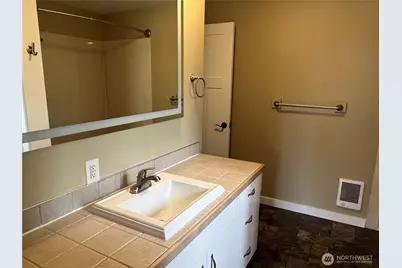 1214 N 35th Street, Renton, WA 98056 - Photo 10